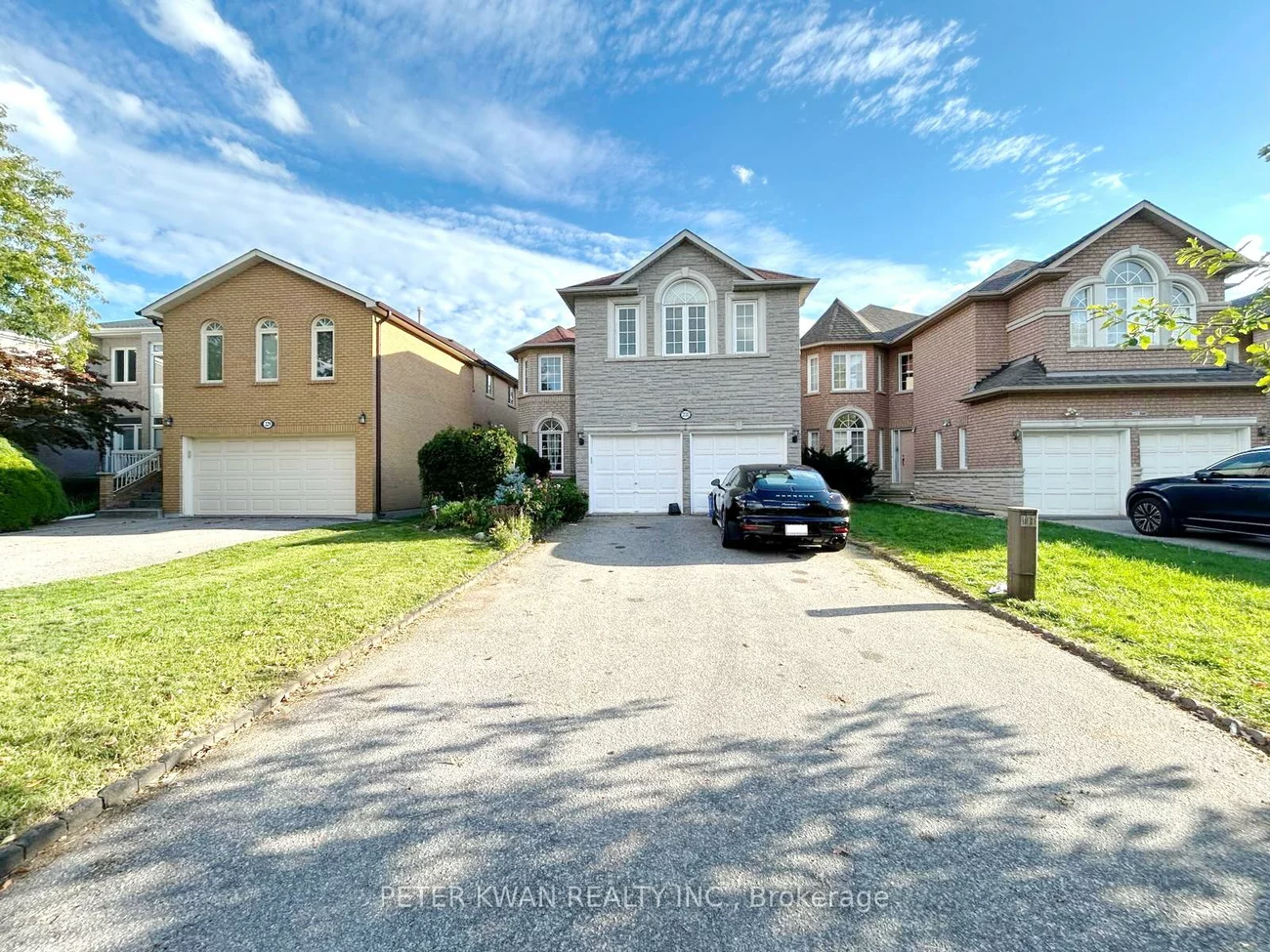 231, Pinewood, Crestwood-Springfarm-Yorkhill, Vaughan
