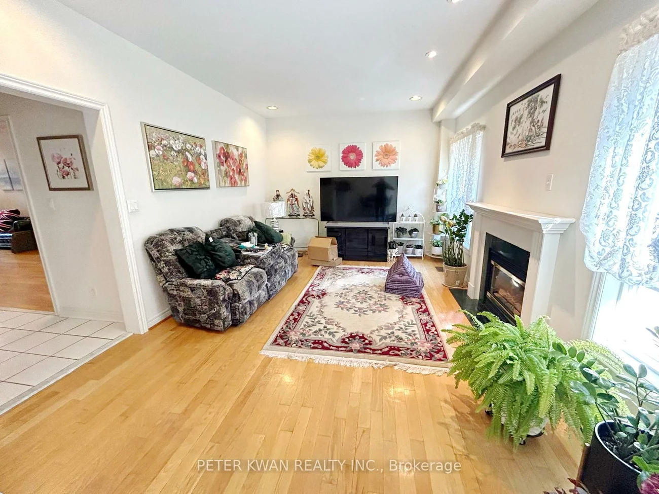 231, Pinewood, Crestwood-Springfarm-Yorkhill, Vaughan