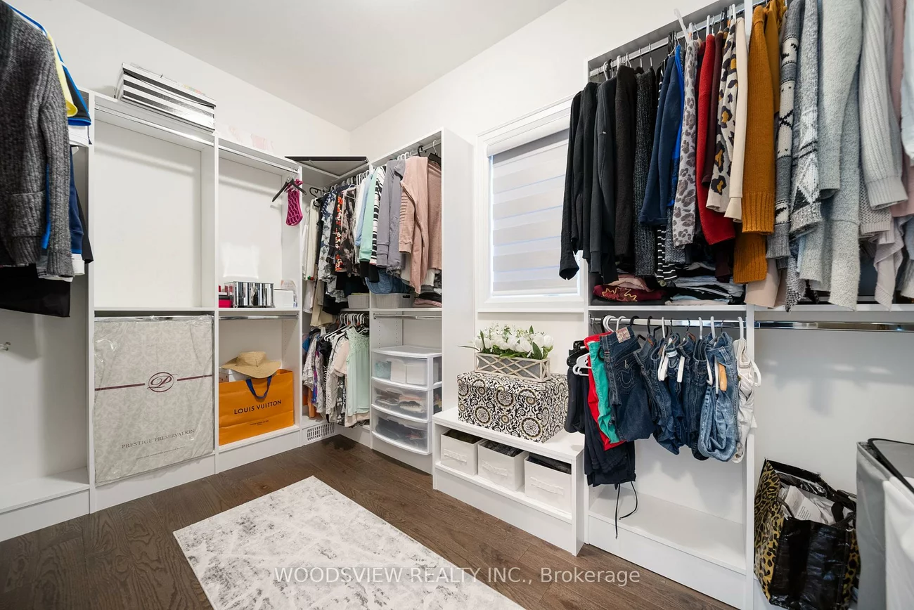 9, Ballantyne, Vellore Village, Vaughan