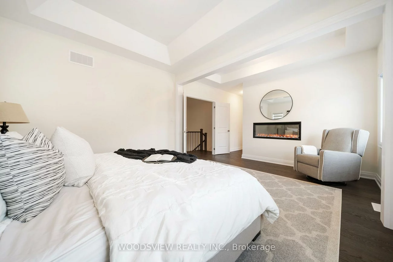 9, Ballantyne, Vellore Village, Vaughan