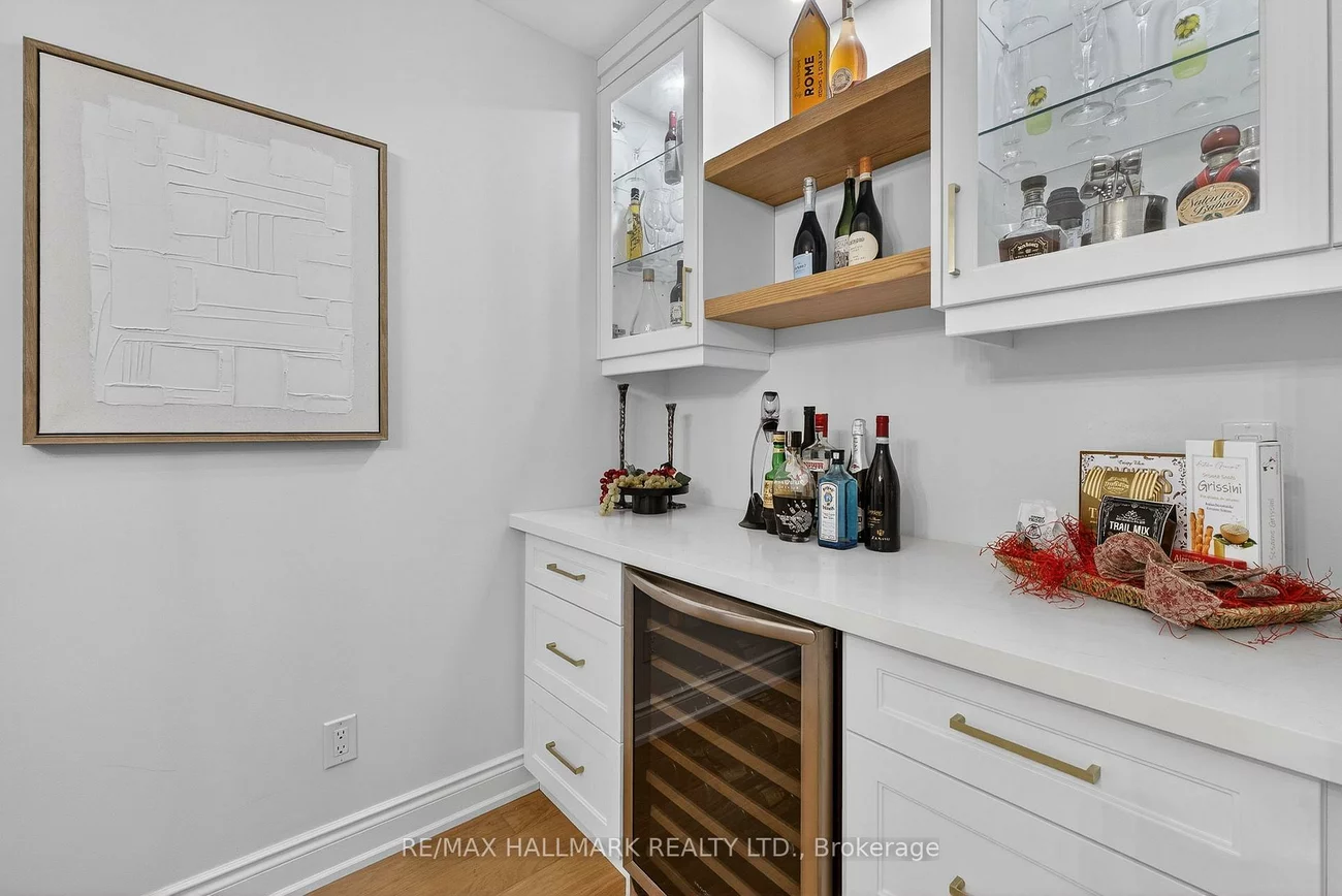 23, Wardlaw, Vellore Village, Vaughan