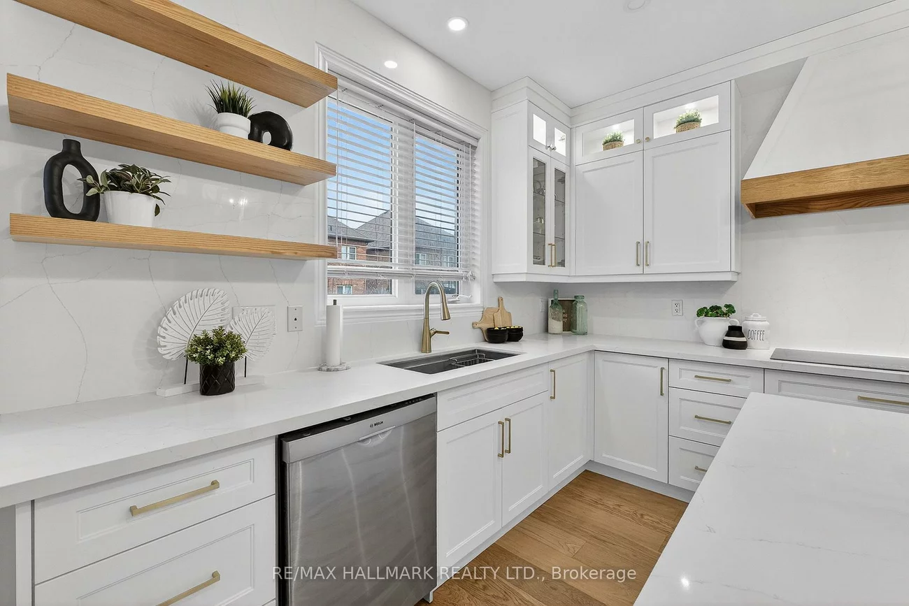 23, Wardlaw, Vellore Village, Vaughan