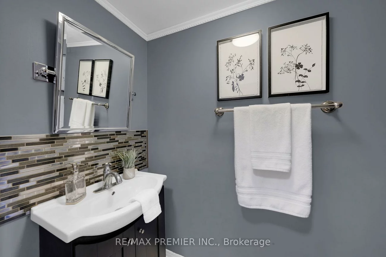 12, Yellowood, Patterson, Vaughan