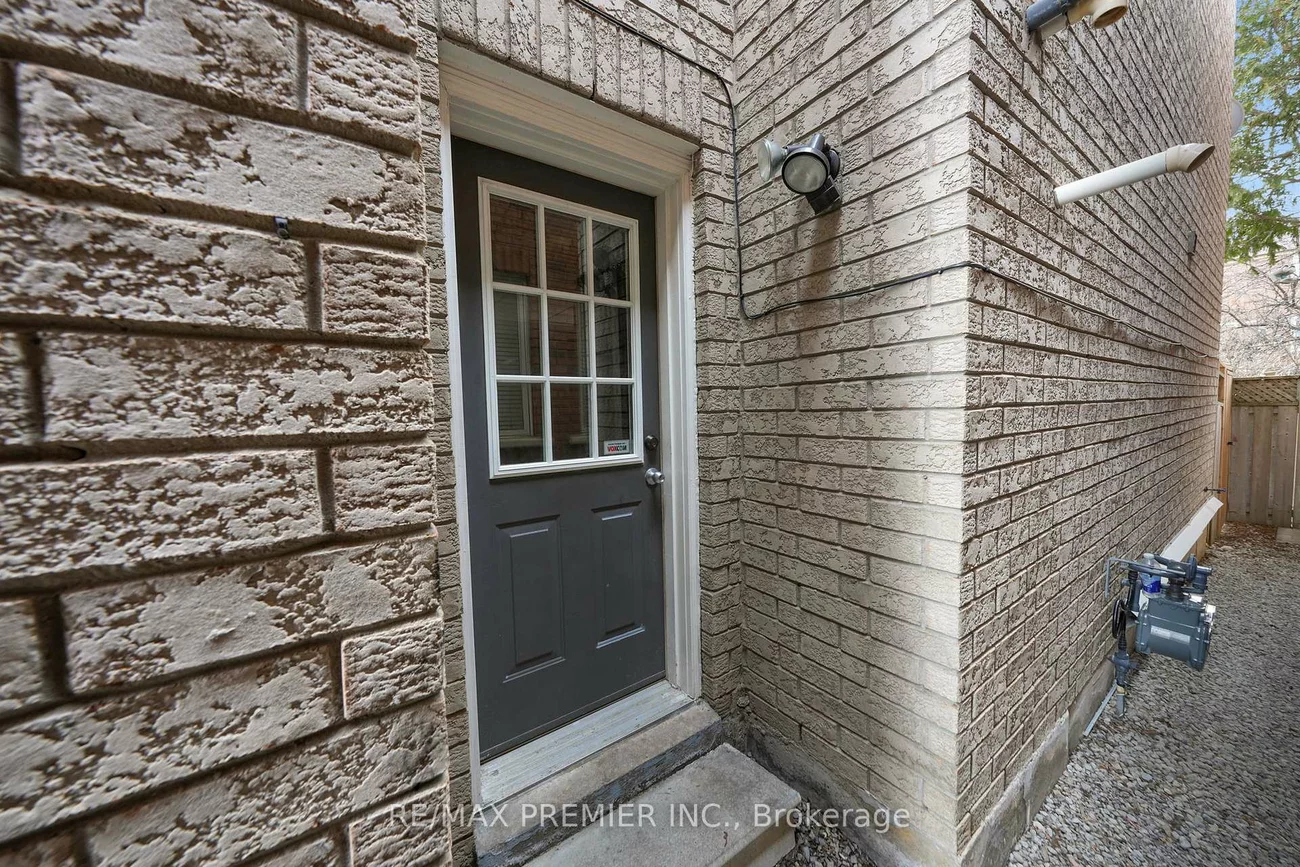 12, Yellowood, Patterson, Vaughan