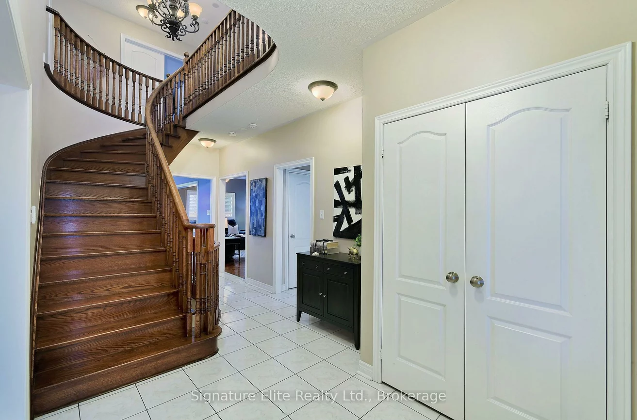 43, Brasswinds, West Woodbridge, Vaughan