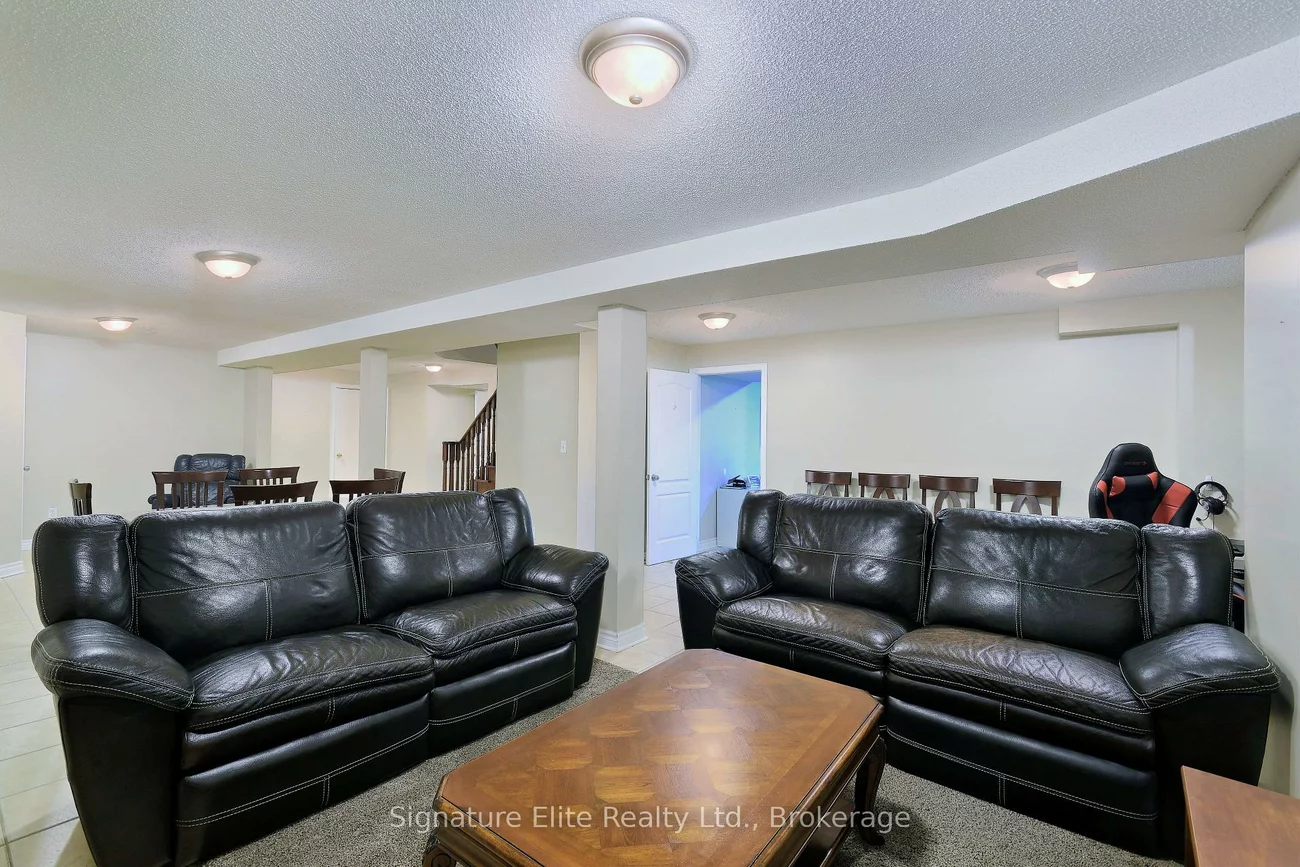 43, Brasswinds, West Woodbridge, Vaughan