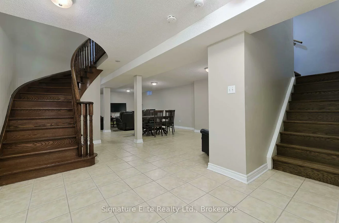 43, Brasswinds, West Woodbridge, Vaughan