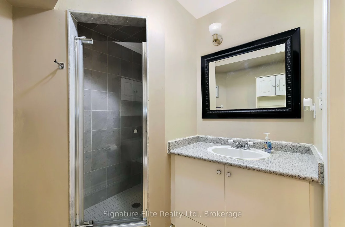 43, Brasswinds, West Woodbridge, Vaughan