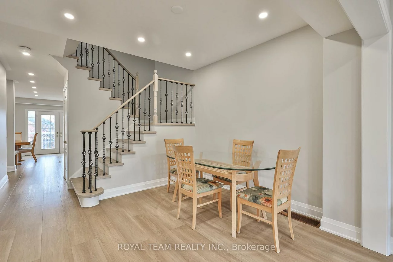 11, Jarrett, Vellore Village, Vaughan