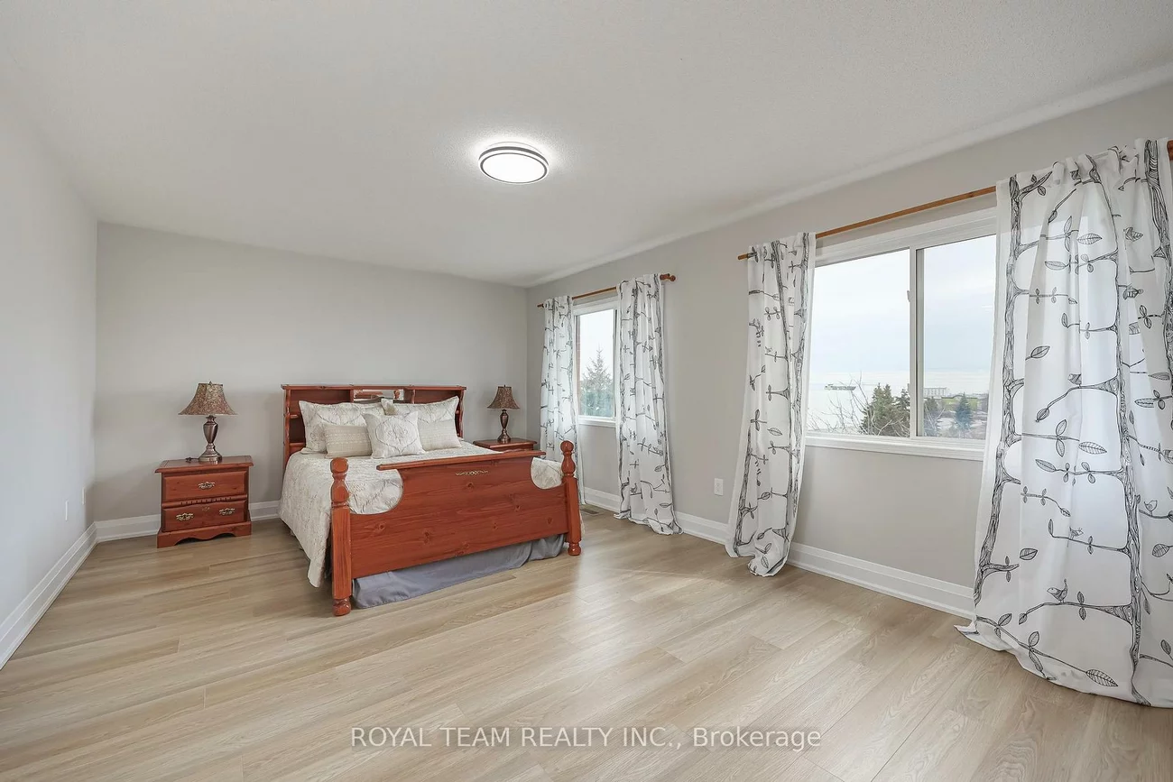 11, Jarrett, Vellore Village, Vaughan