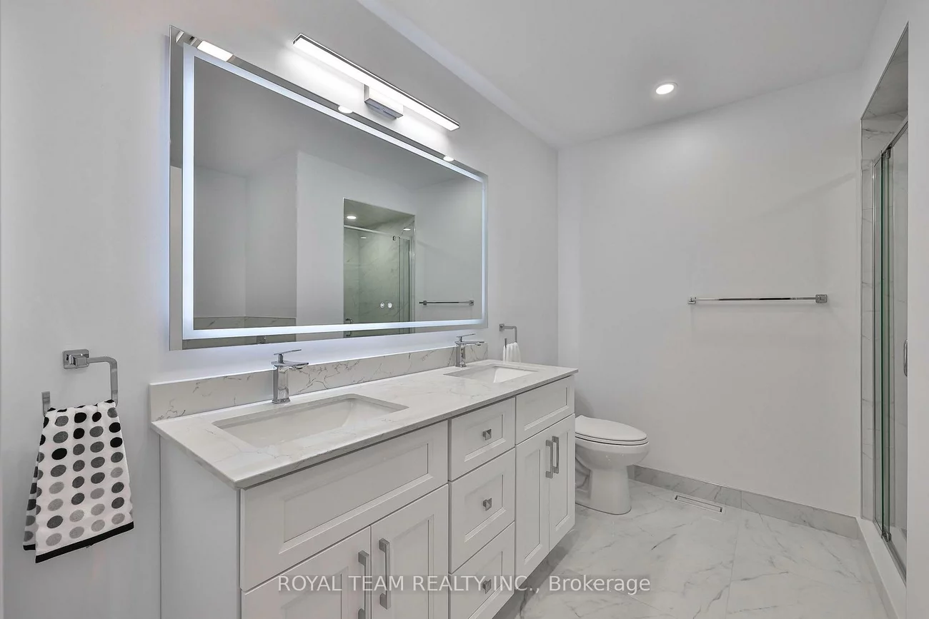 11, Jarrett, Vellore Village, Vaughan