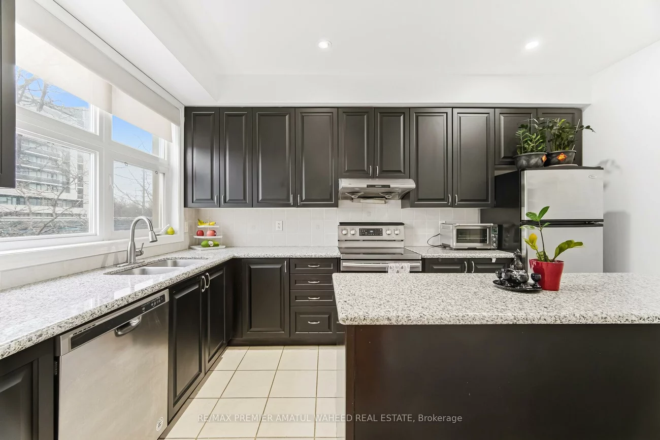 4731, Highway 7, East Woodbridge, Vaughan