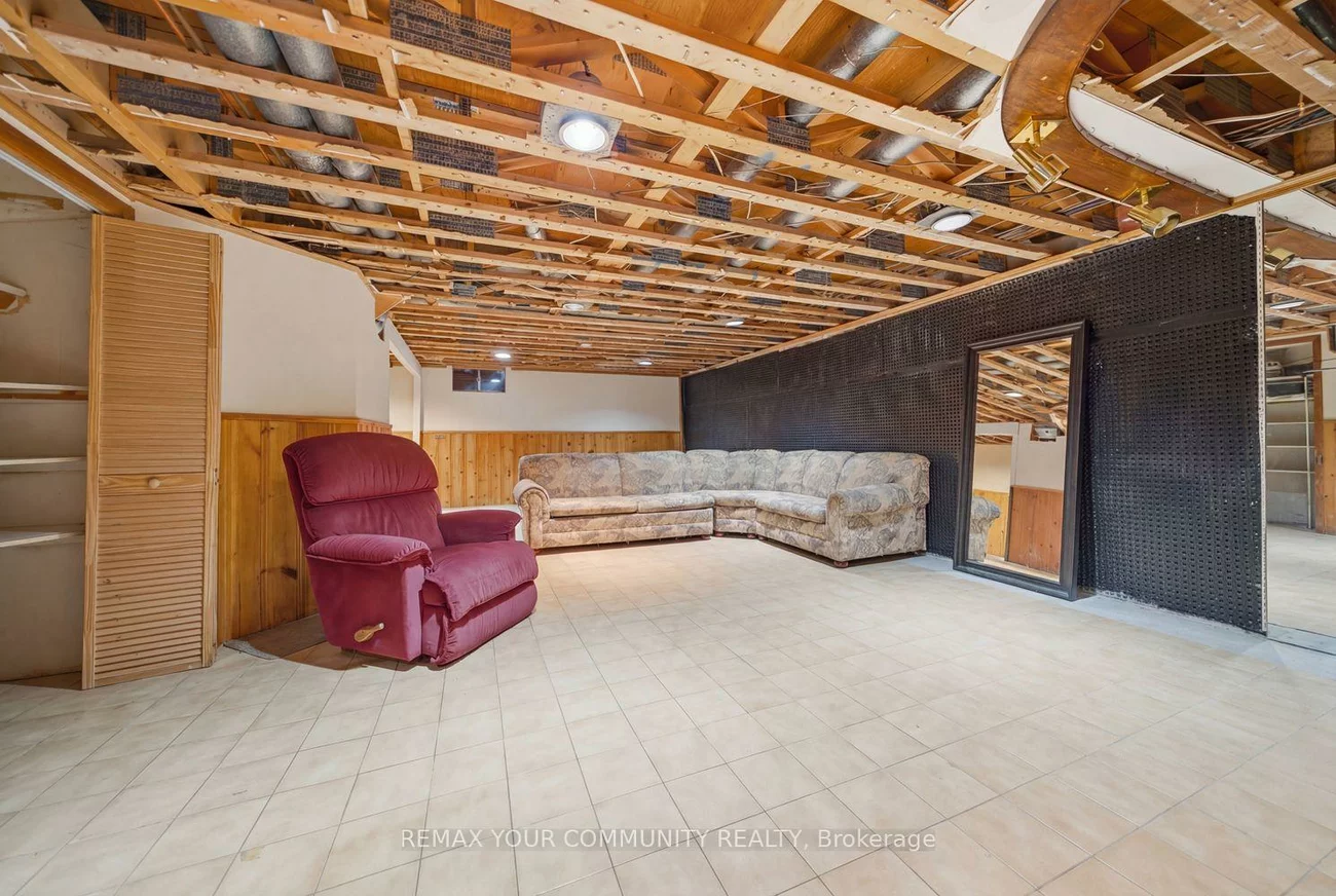 130, Andrea, East Woodbridge, Vaughan