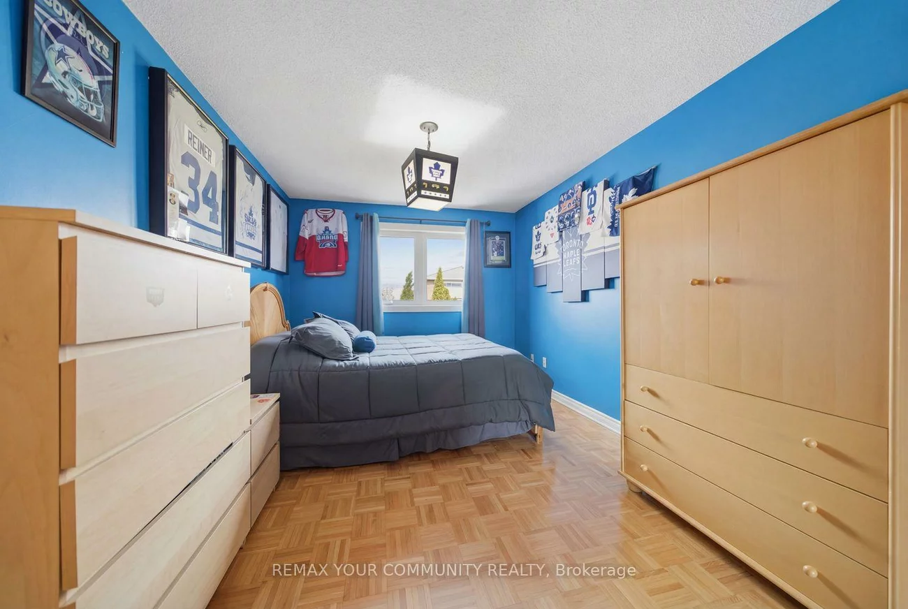 130, Andrea, East Woodbridge, Vaughan