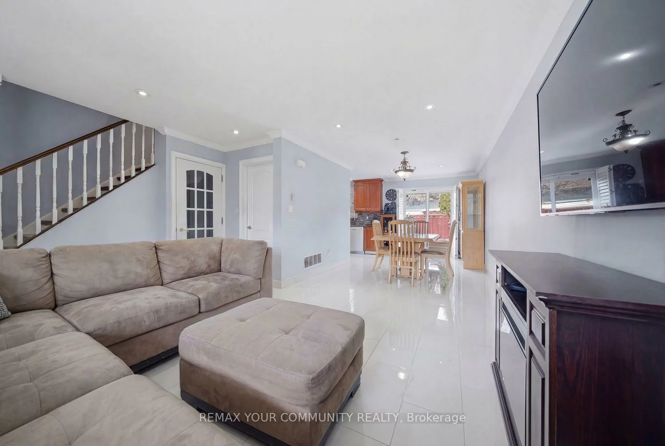 130, Andrea, East Woodbridge, Vaughan