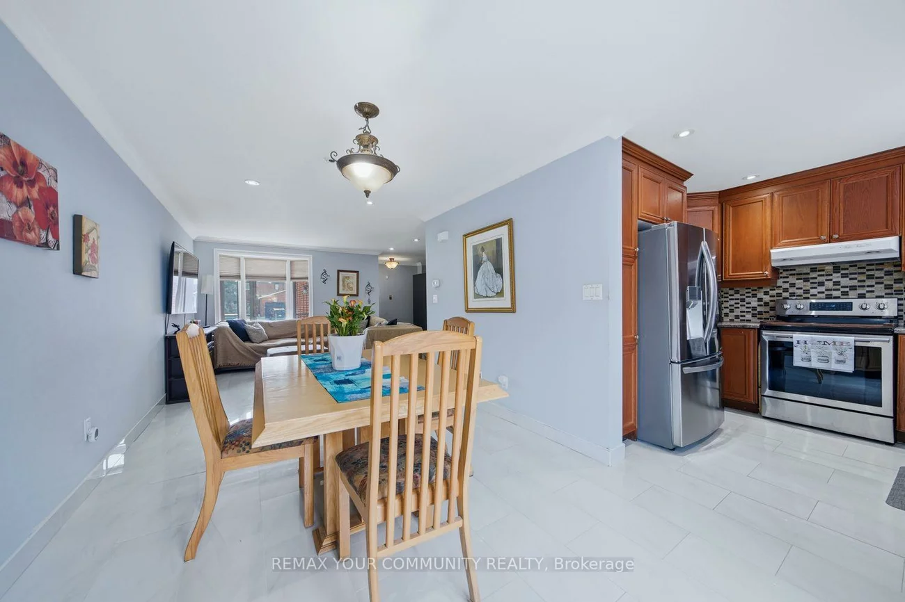 130, Andrea, East Woodbridge, Vaughan