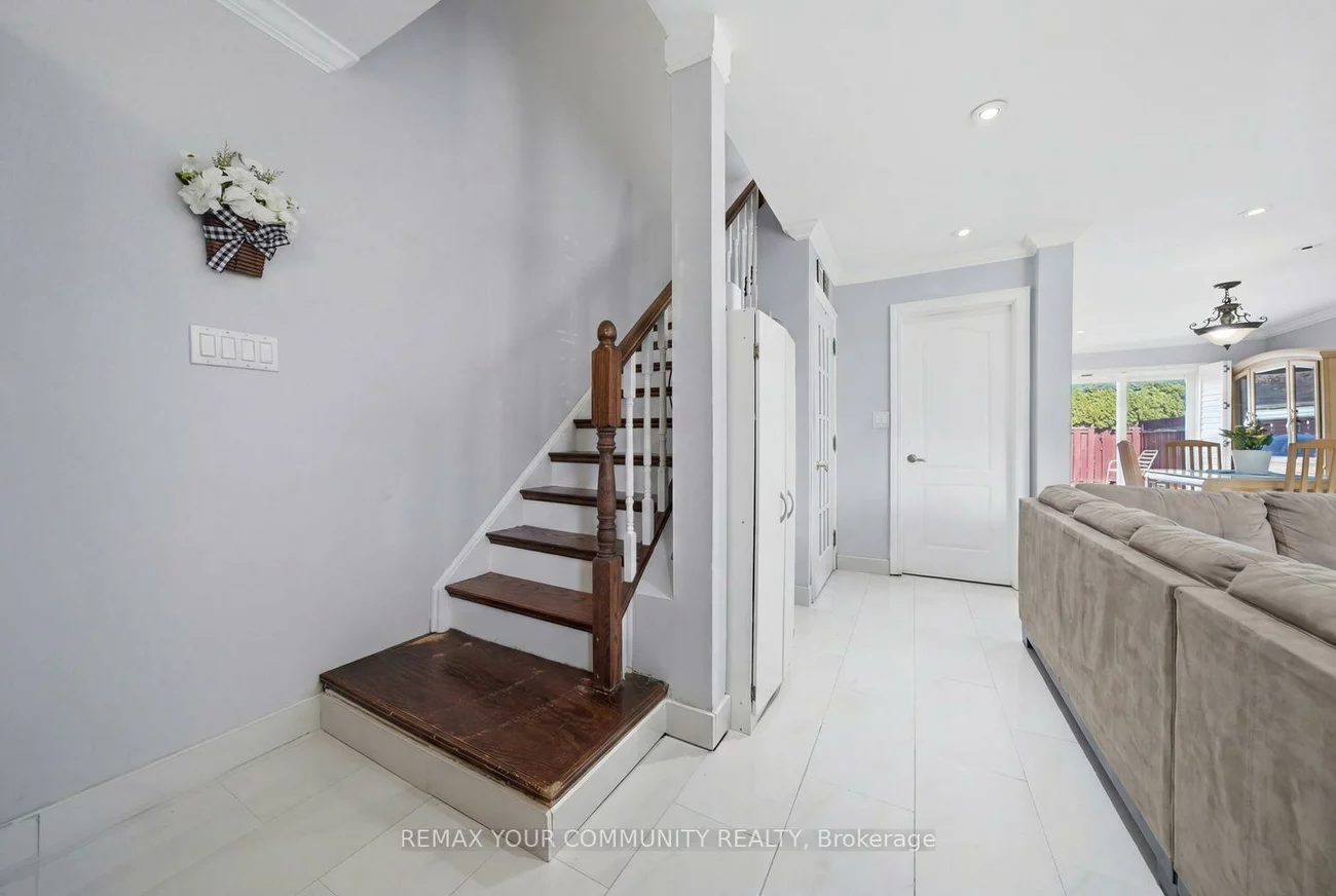 130, Andrea, East Woodbridge, Vaughan