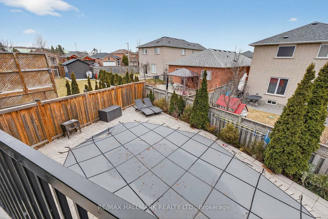 33, Topaz, Maple, Vaughan