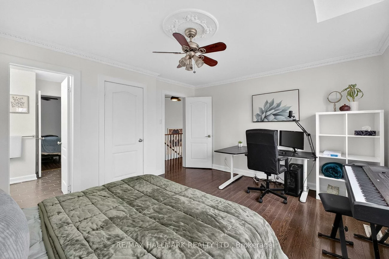 33, Topaz, Maple, Vaughan