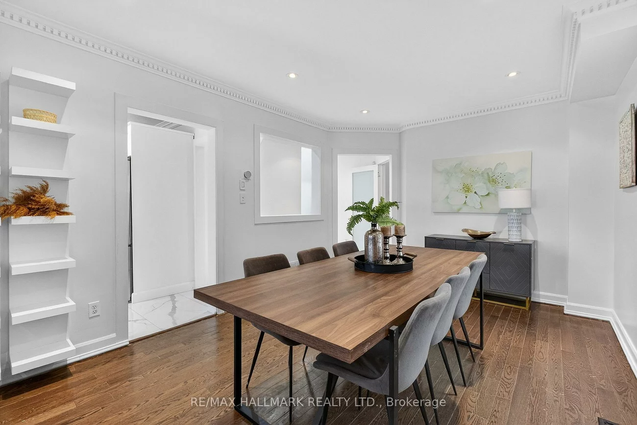 33, Topaz, Maple, Vaughan