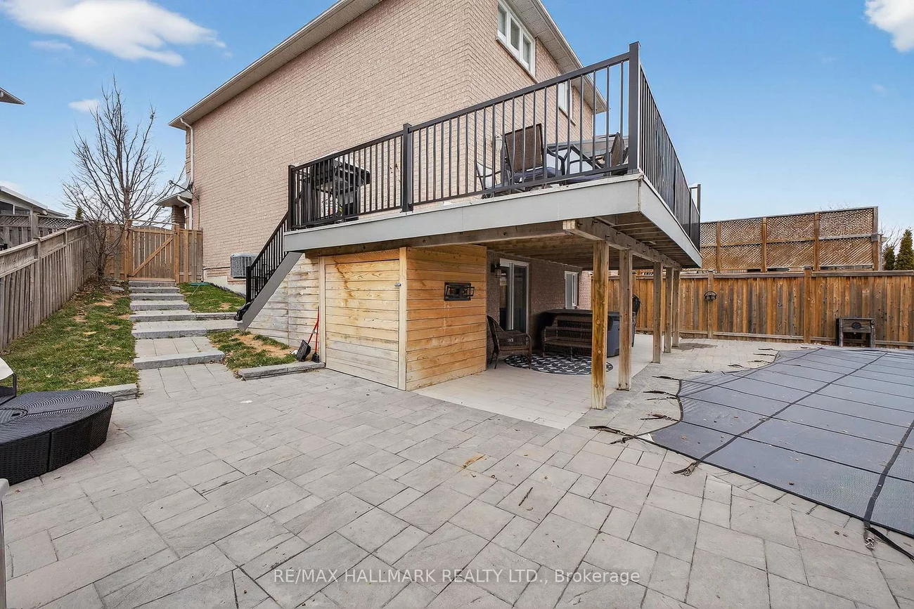 33, Topaz, Maple, Vaughan