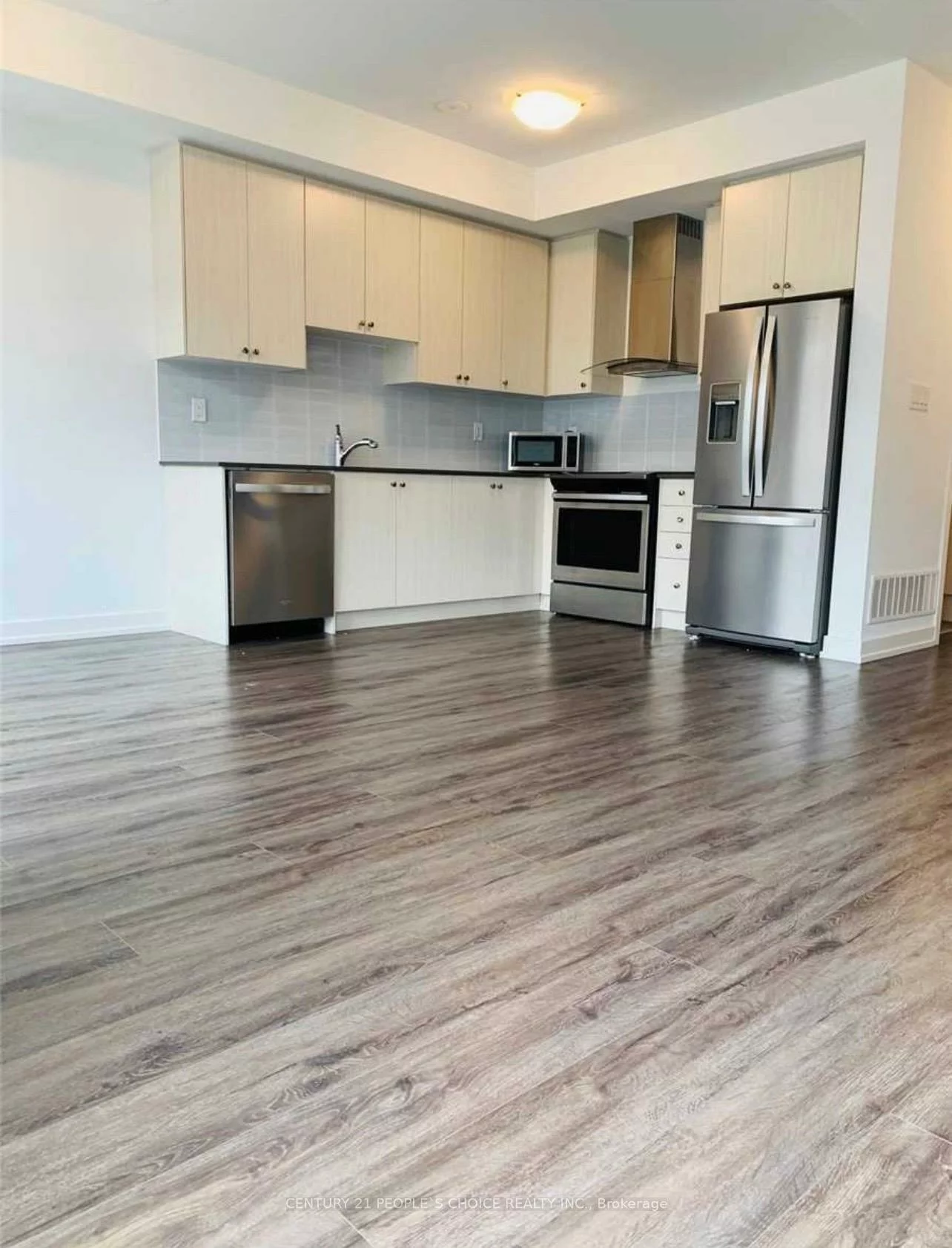 10, Tauton, Vaughan Grove, Vaughan