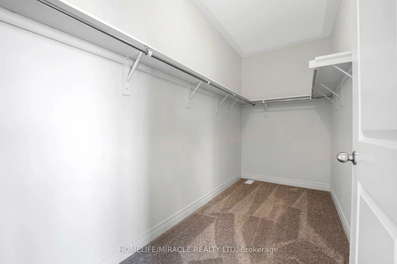 181, Boone, Kleinburg, Vaughan