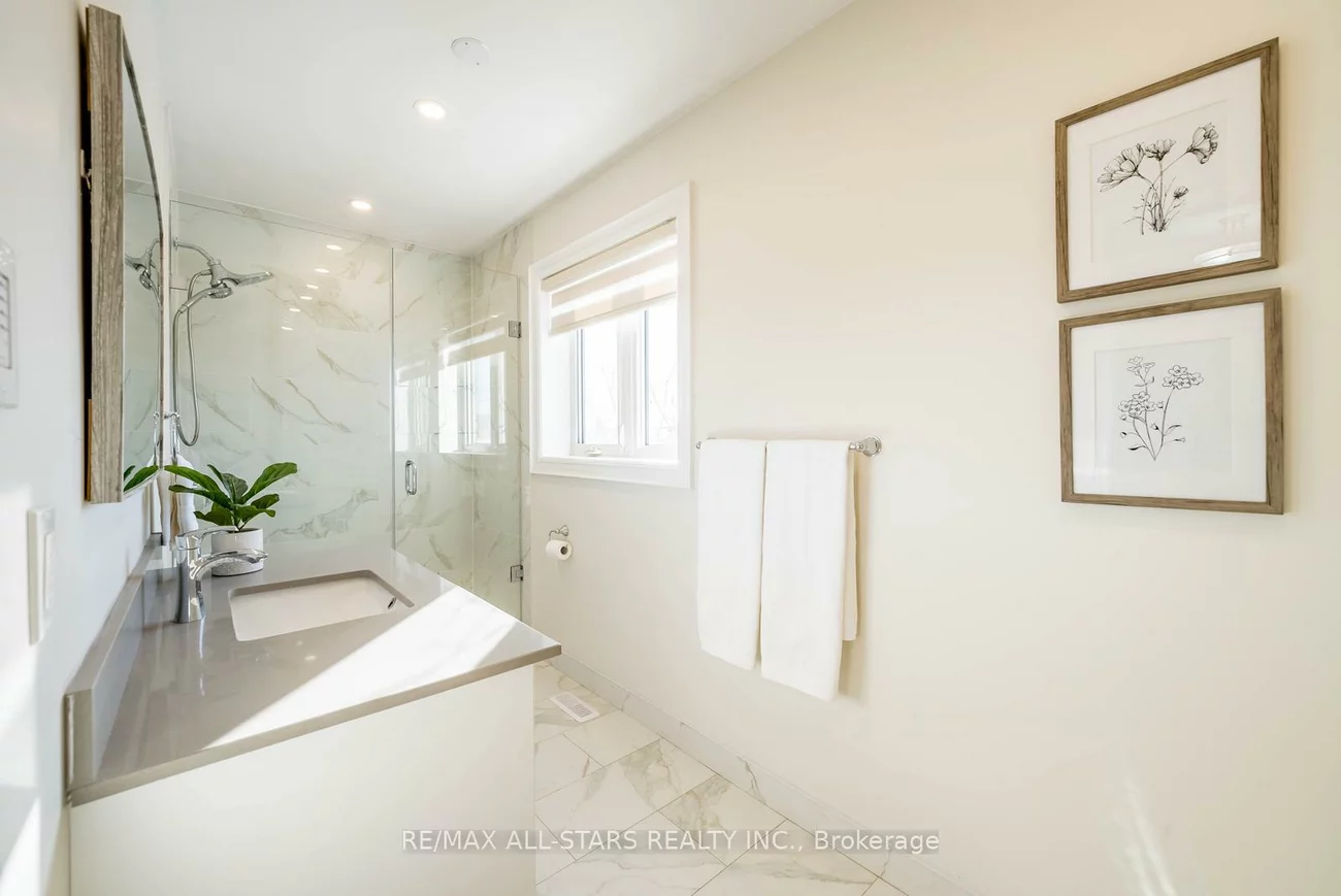 2241, Old Rutherford, Maple, Vaughan