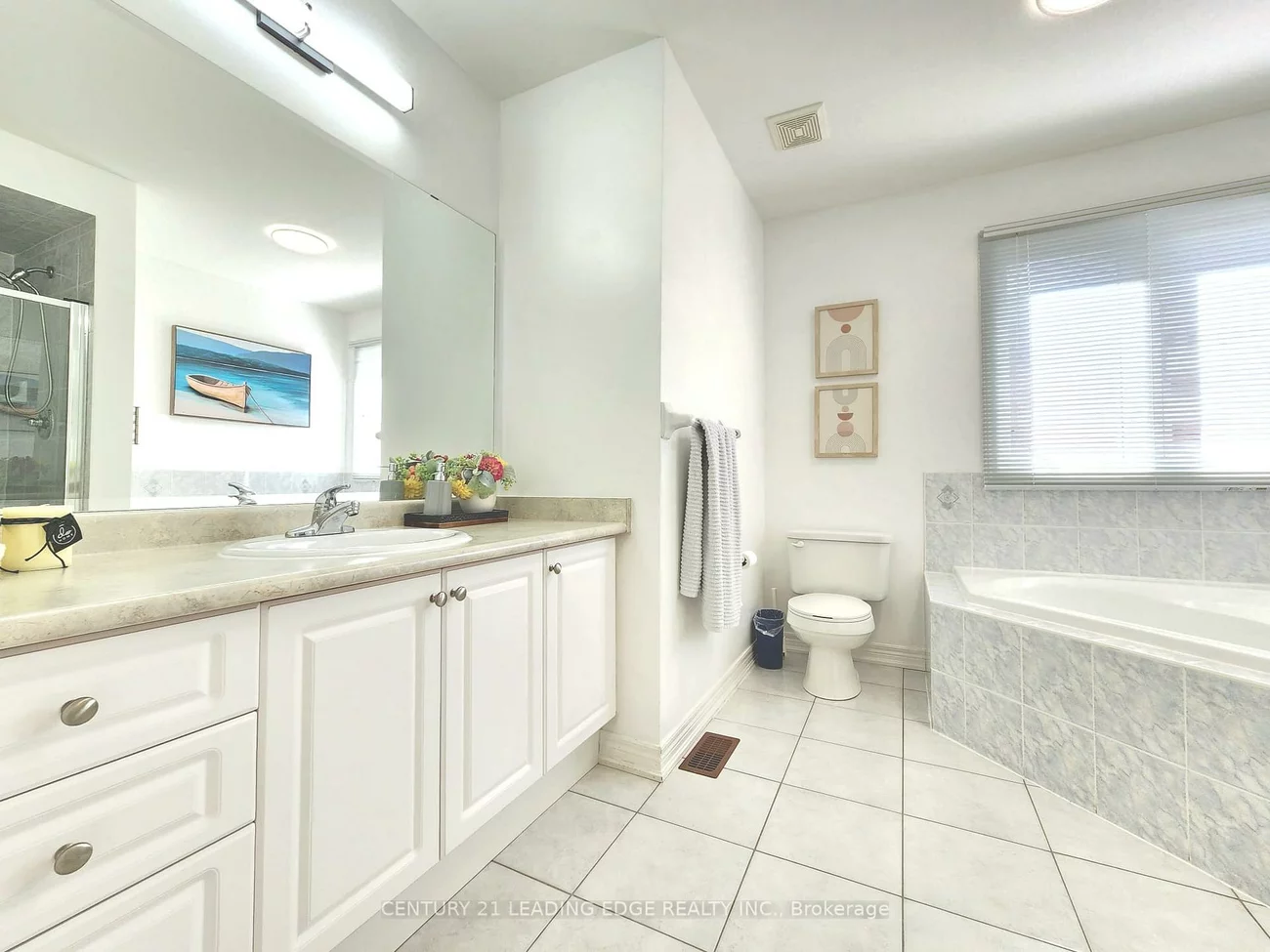 93, Treasure Hill, Maple, Vaughan