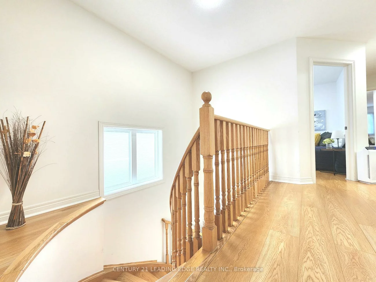 93, Treasure Hill, Maple, Vaughan