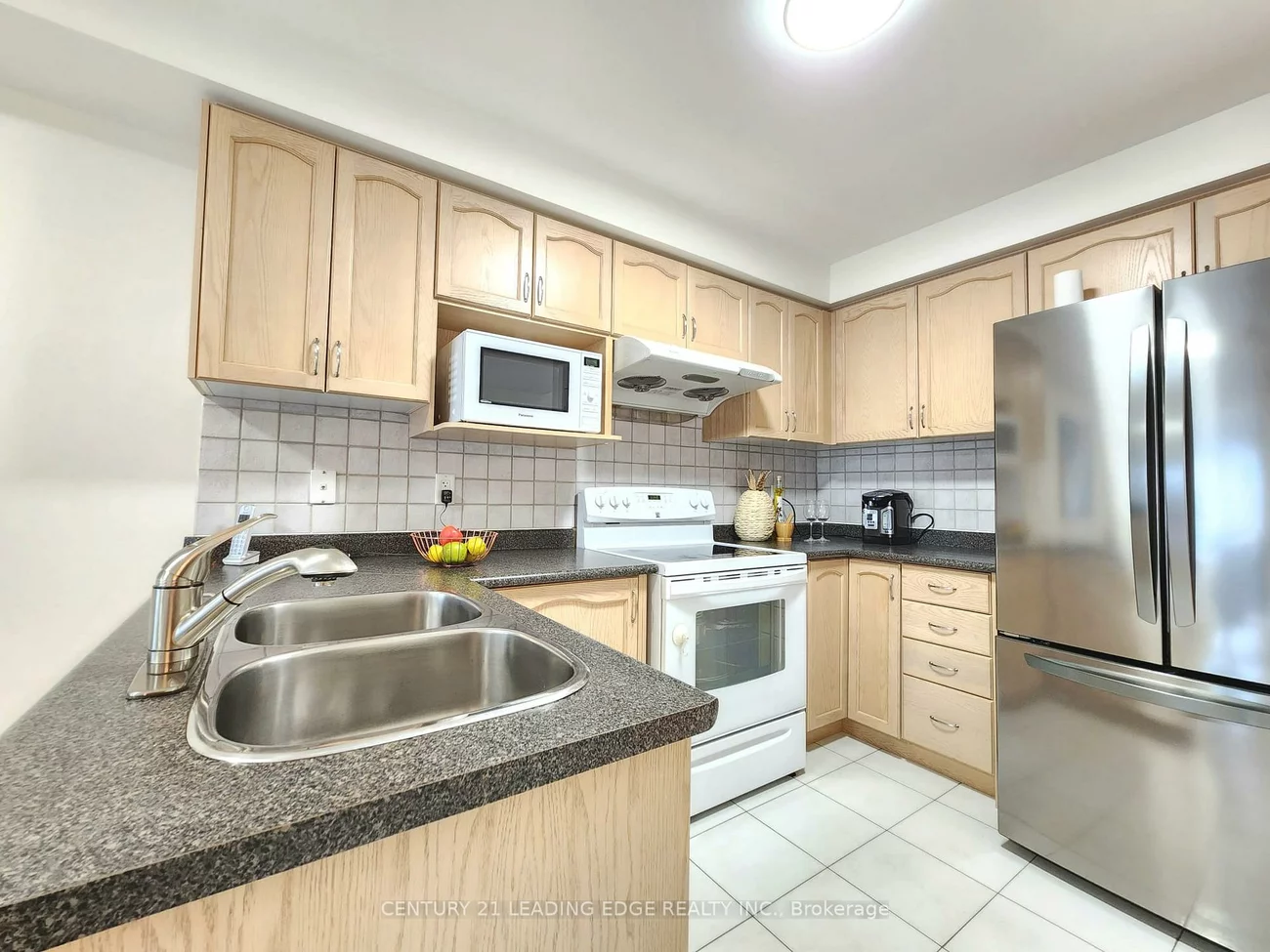 93, Treasure Hill, Maple, Vaughan