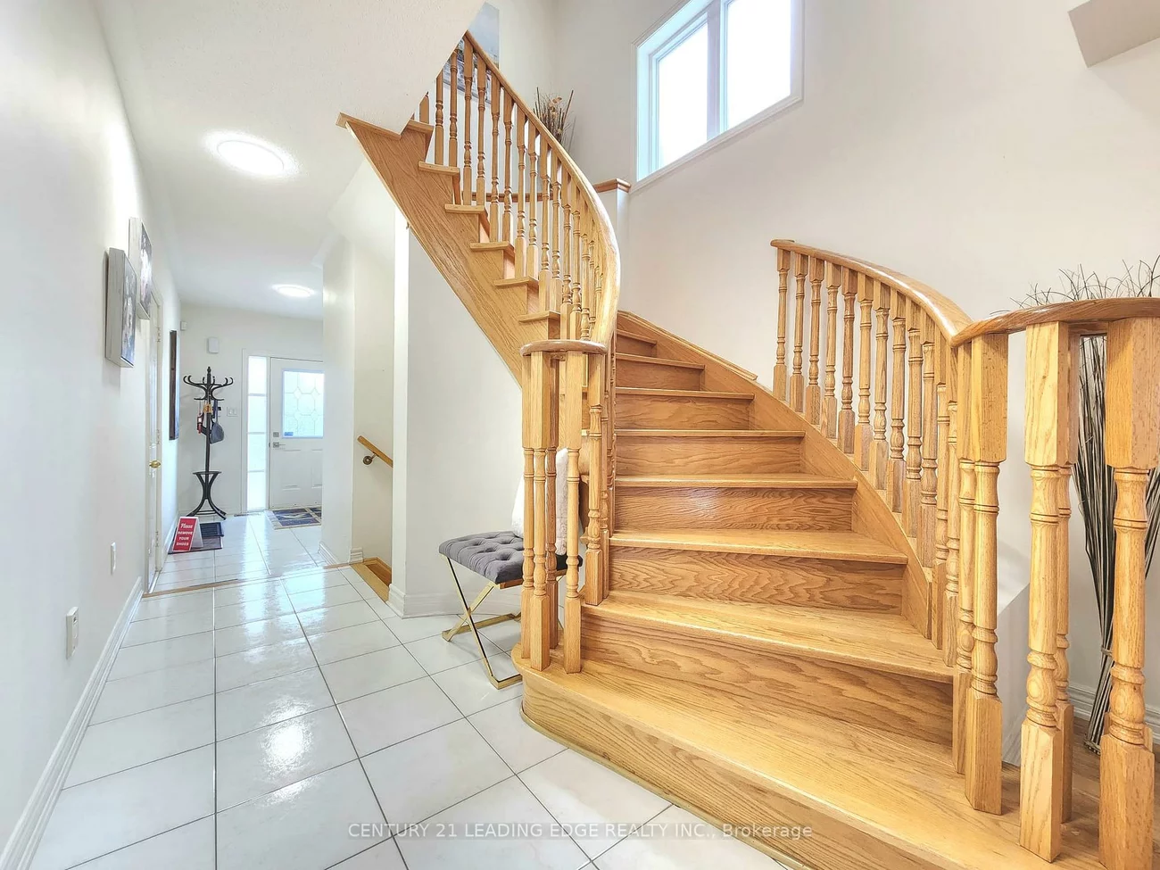 93, Treasure Hill, Maple, Vaughan