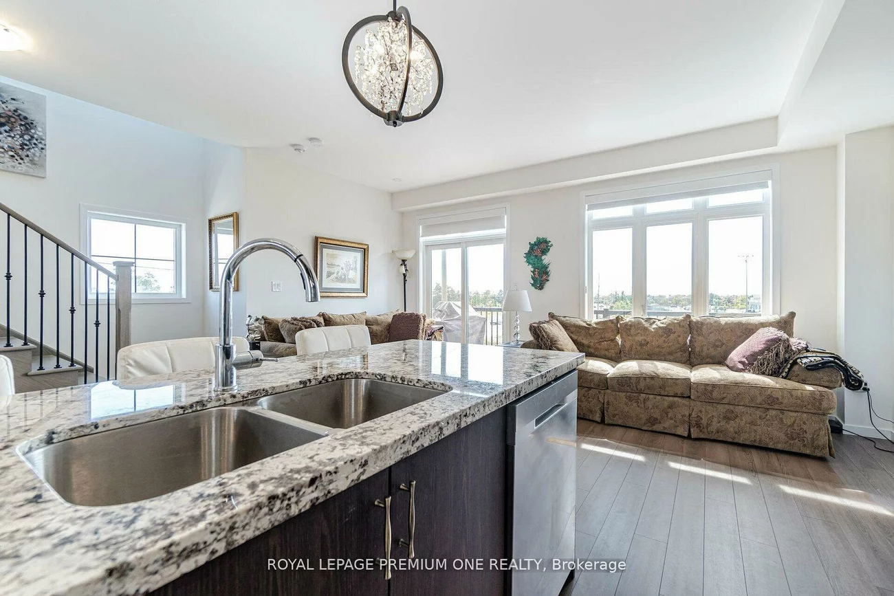 2, Seacoasts, Maple, Vaughan