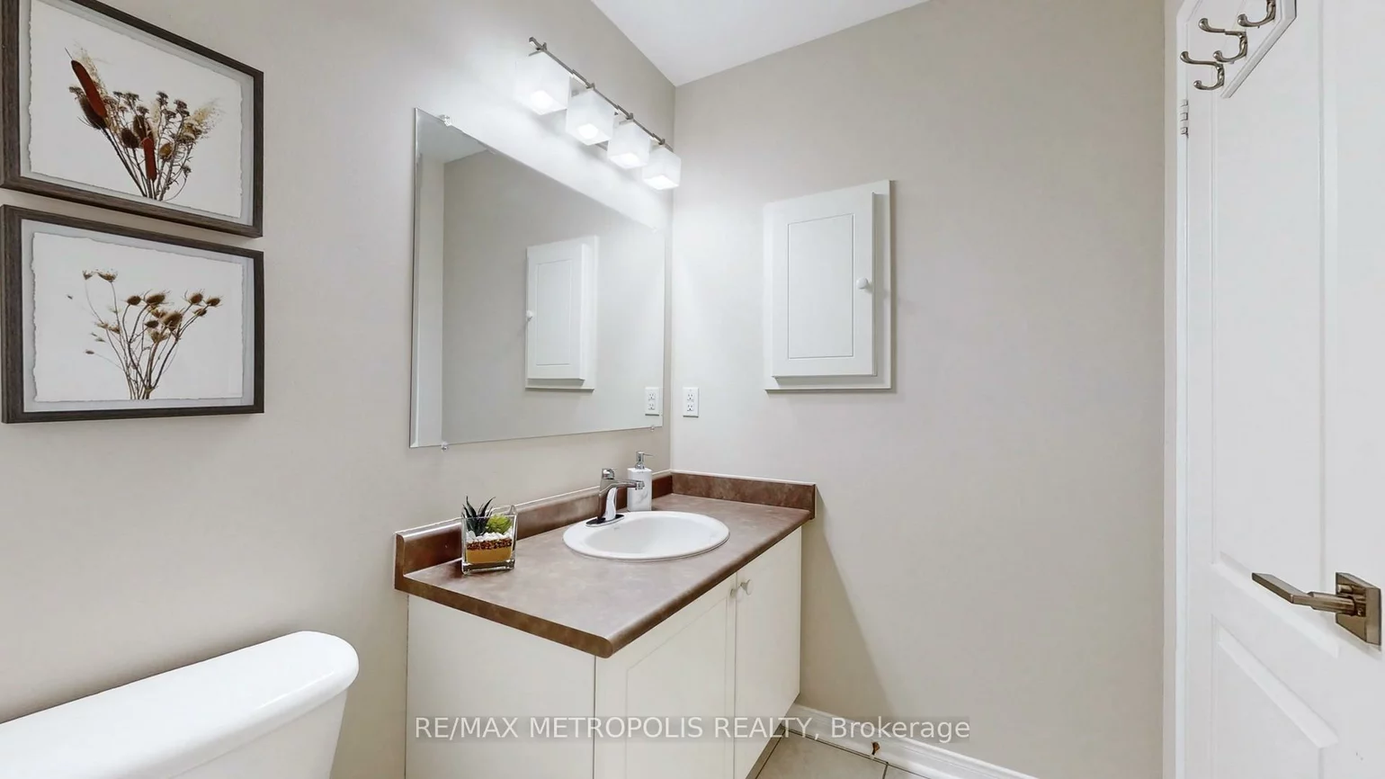 220, Deepsprings, Vellore Village, Vaughan