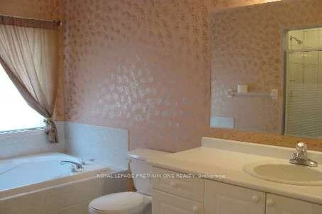 18, Madeira, Vellore Village, Vaughan