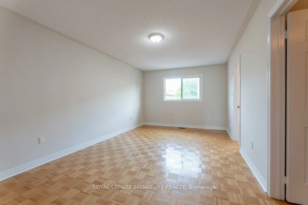 55, Pottery, East Woodbridge, Vaughan