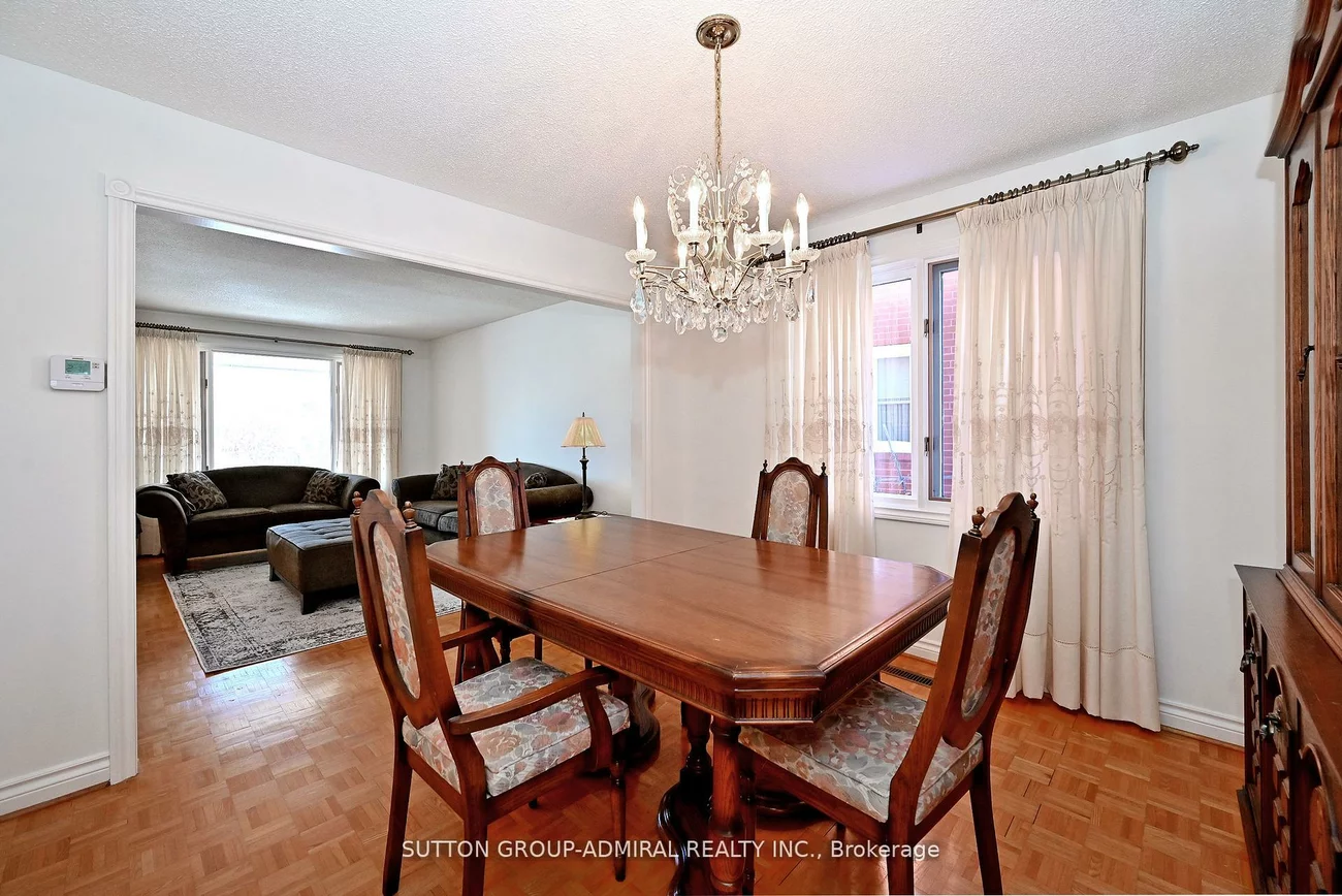 45, Royal Garden, East Woodbridge, Vaughan