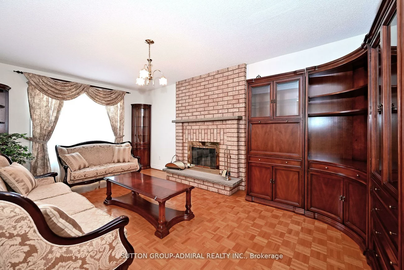 45, Royal Garden, East Woodbridge, Vaughan