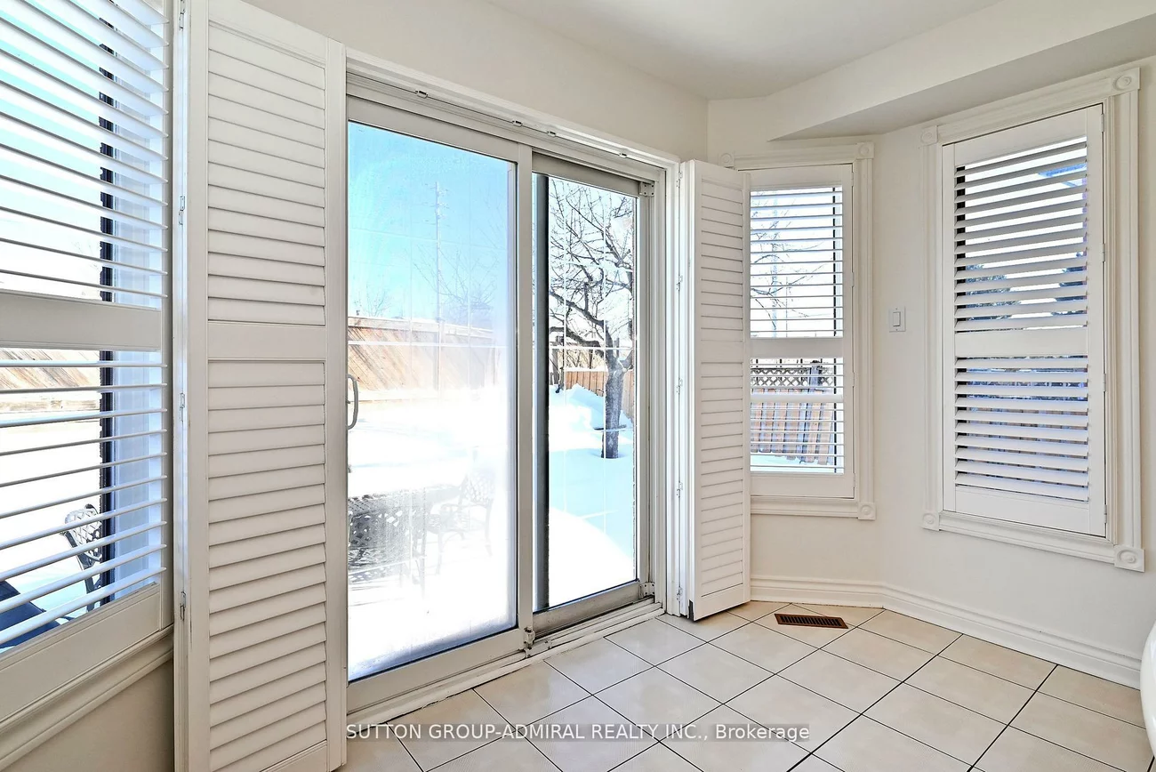 45, Royal Garden, East Woodbridge, Vaughan