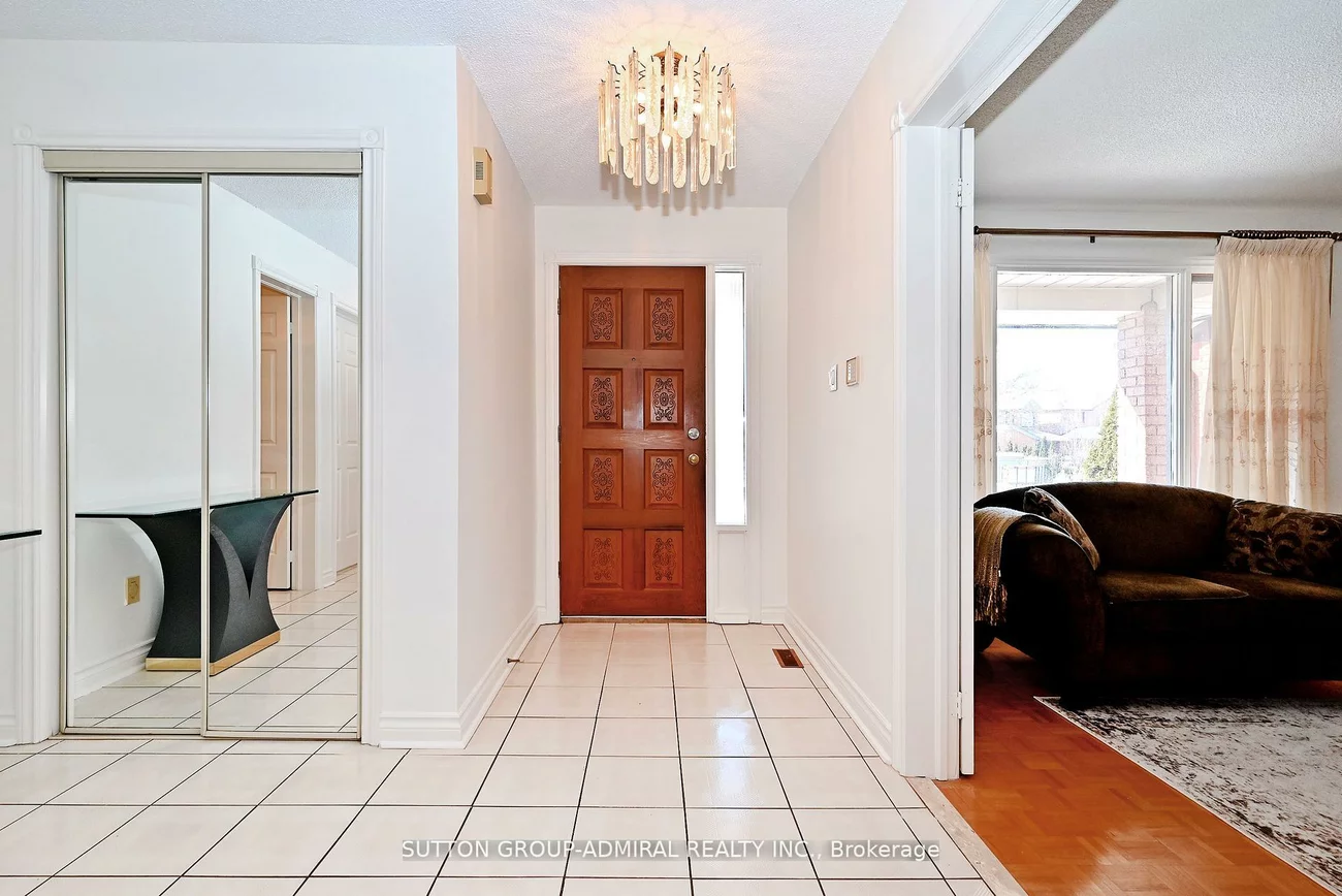 45, Royal Garden, East Woodbridge, Vaughan