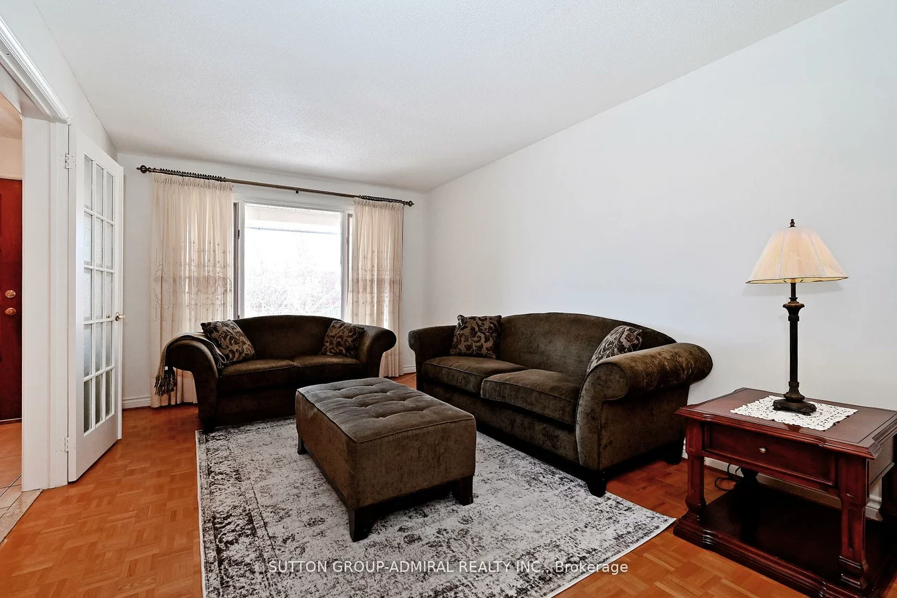 45, Royal Garden, East Woodbridge, Vaughan