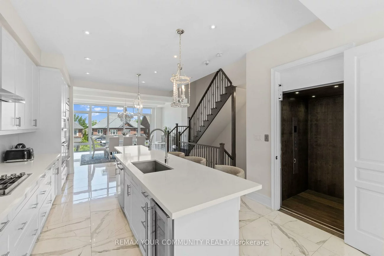 40, Crimson Forest, Patterson, Vaughan