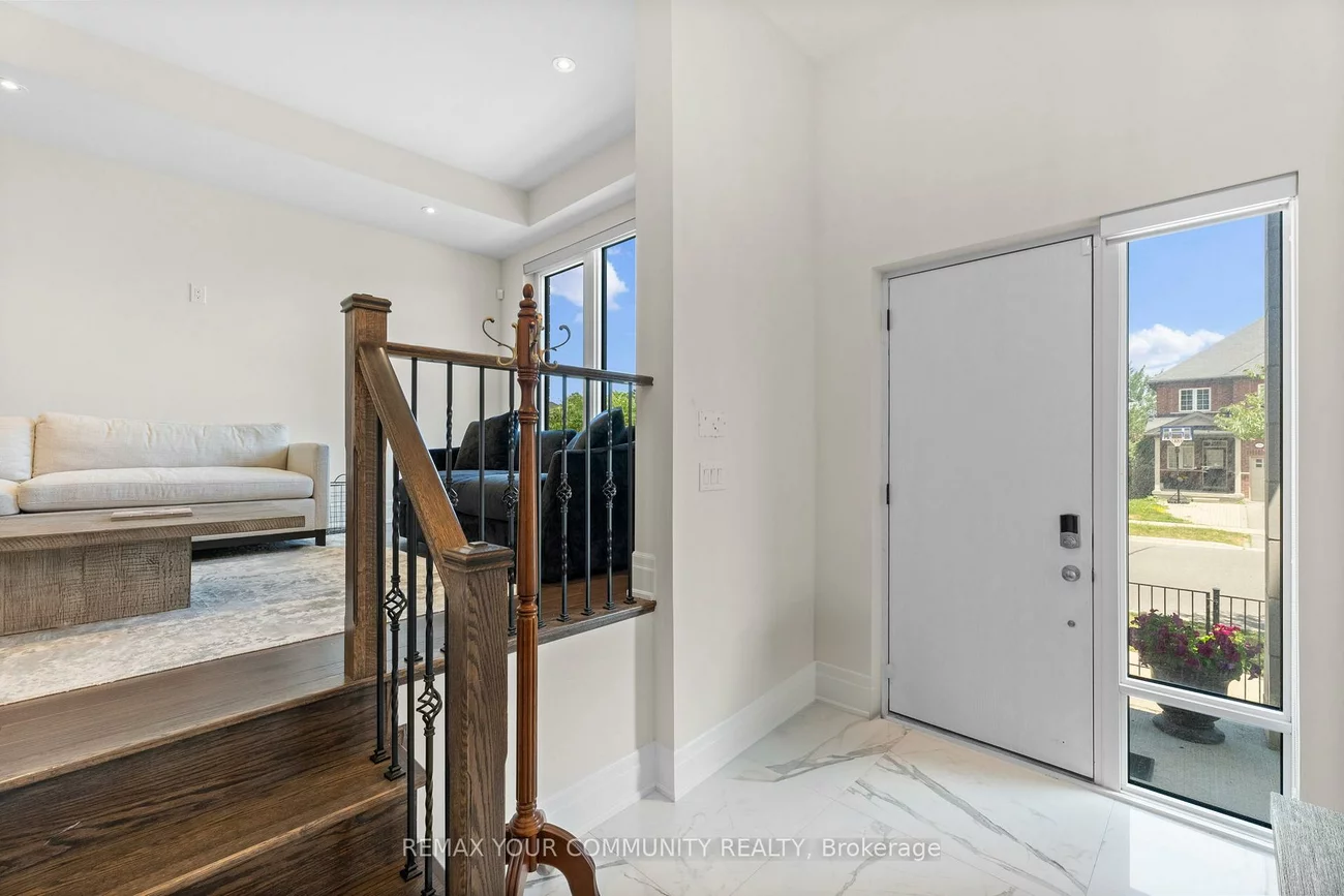 40, Crimson Forest, Patterson, Vaughan