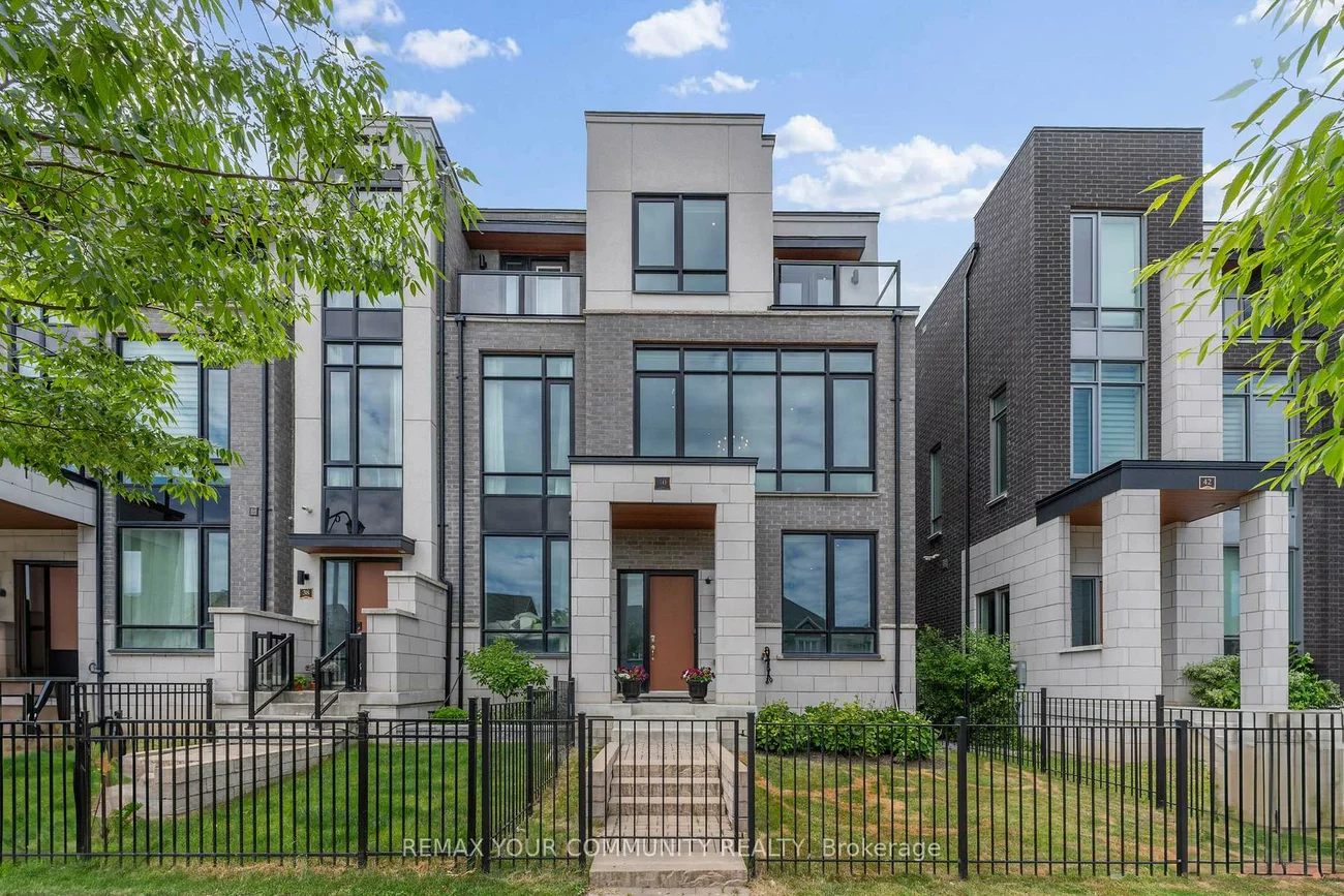 40, Crimson Forest, Patterson, Vaughan