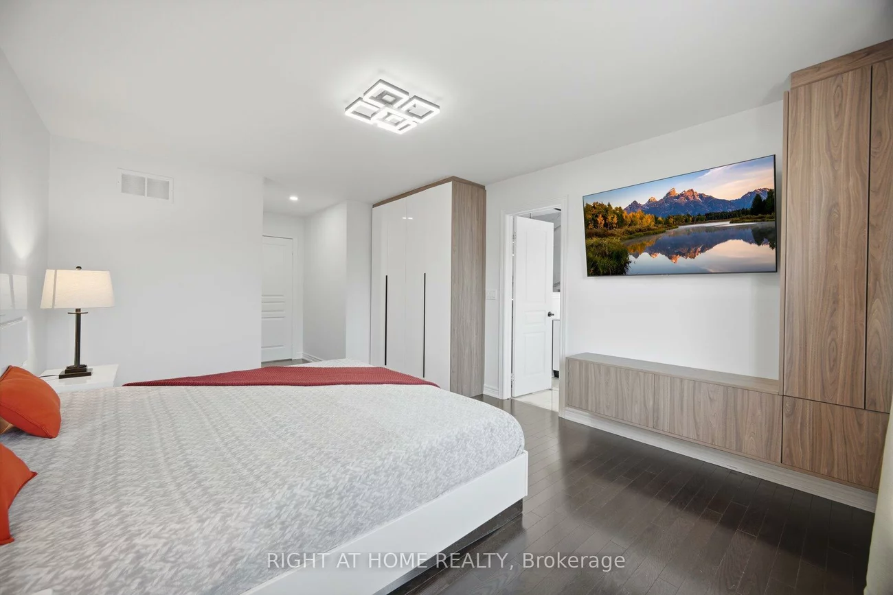 87, Via Toscana, Vellore Village, Vaughan