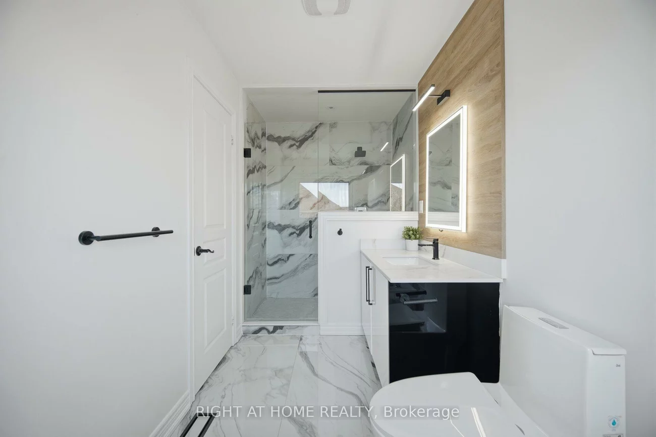 87, Via Toscana, Vellore Village, Vaughan