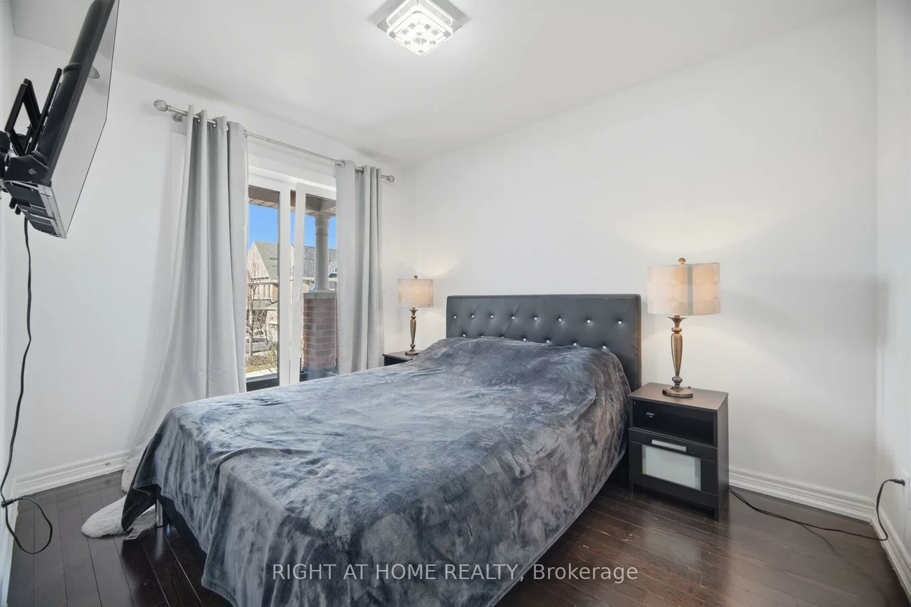 87, Via Toscana, Vellore Village, Vaughan