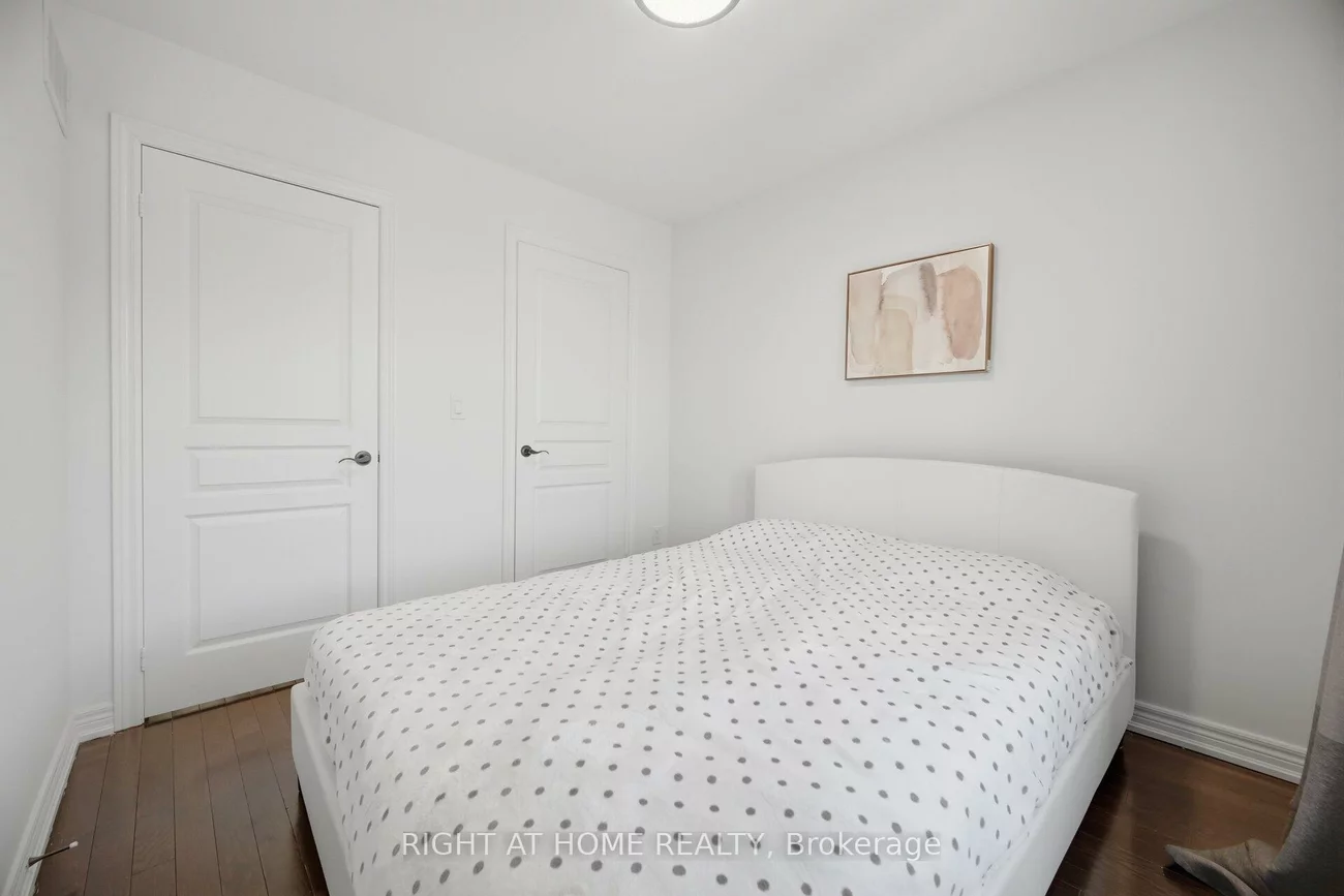 87, Via Toscana, Vellore Village, Vaughan