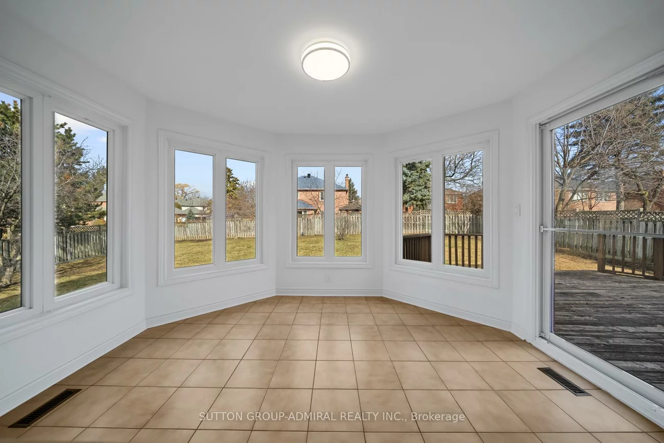 295, Fifth, East Woodbridge, Vaughan