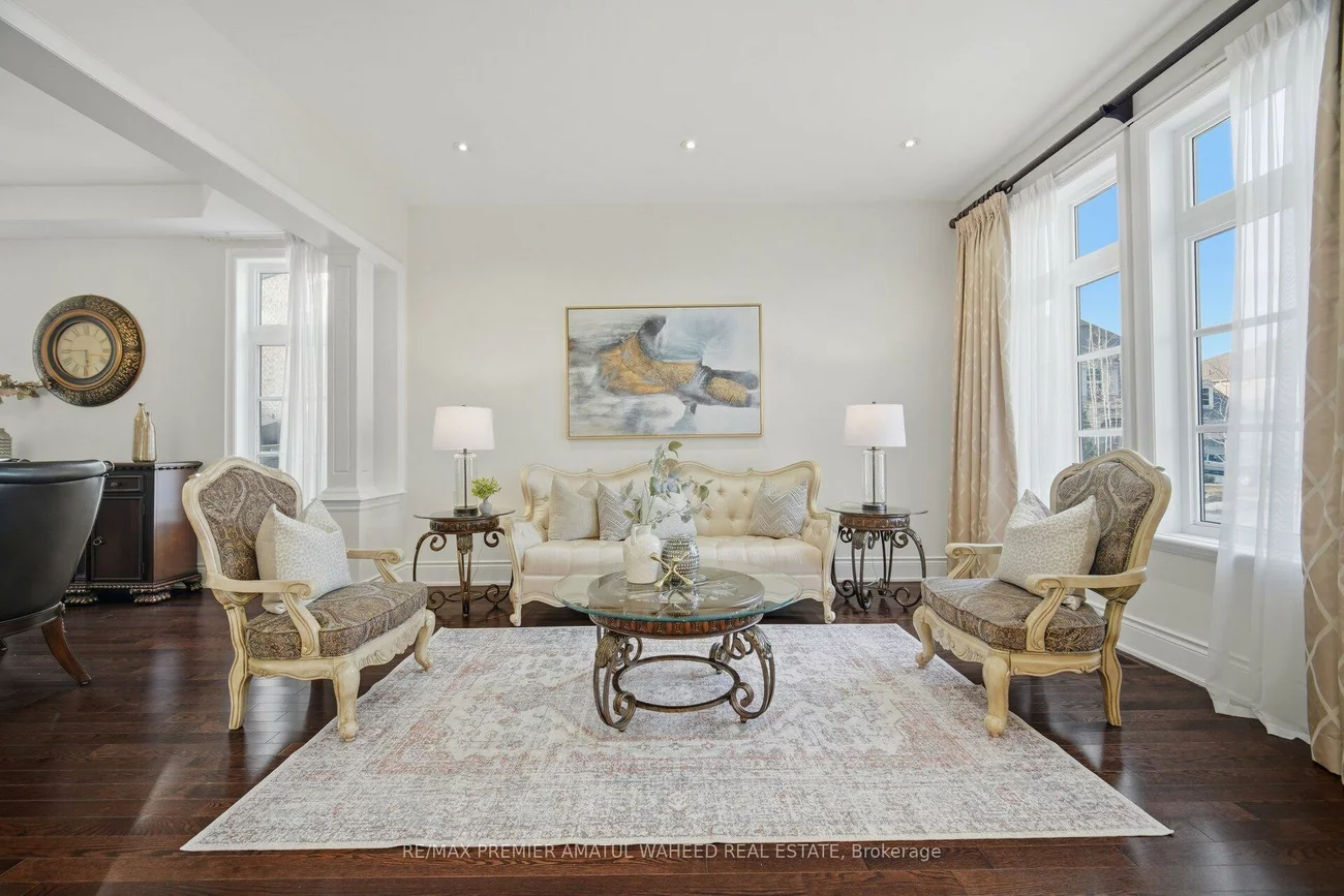 75, Virtue, Vellore Village, Vaughan